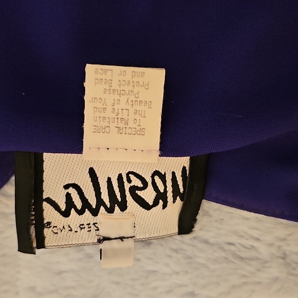 Vintage Ursula of Switzerland Women's Blazer with Beaded Trim - Picture 5 of 7